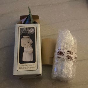 New precious moments ornament